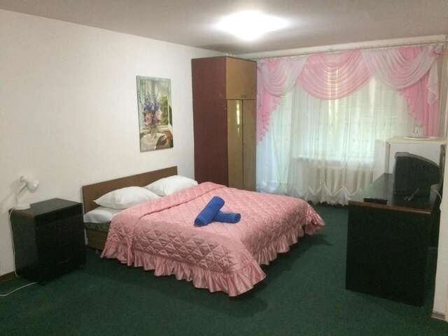 Отели типа «постель и завтрак» Mini Hotel Vesna Днепр-28